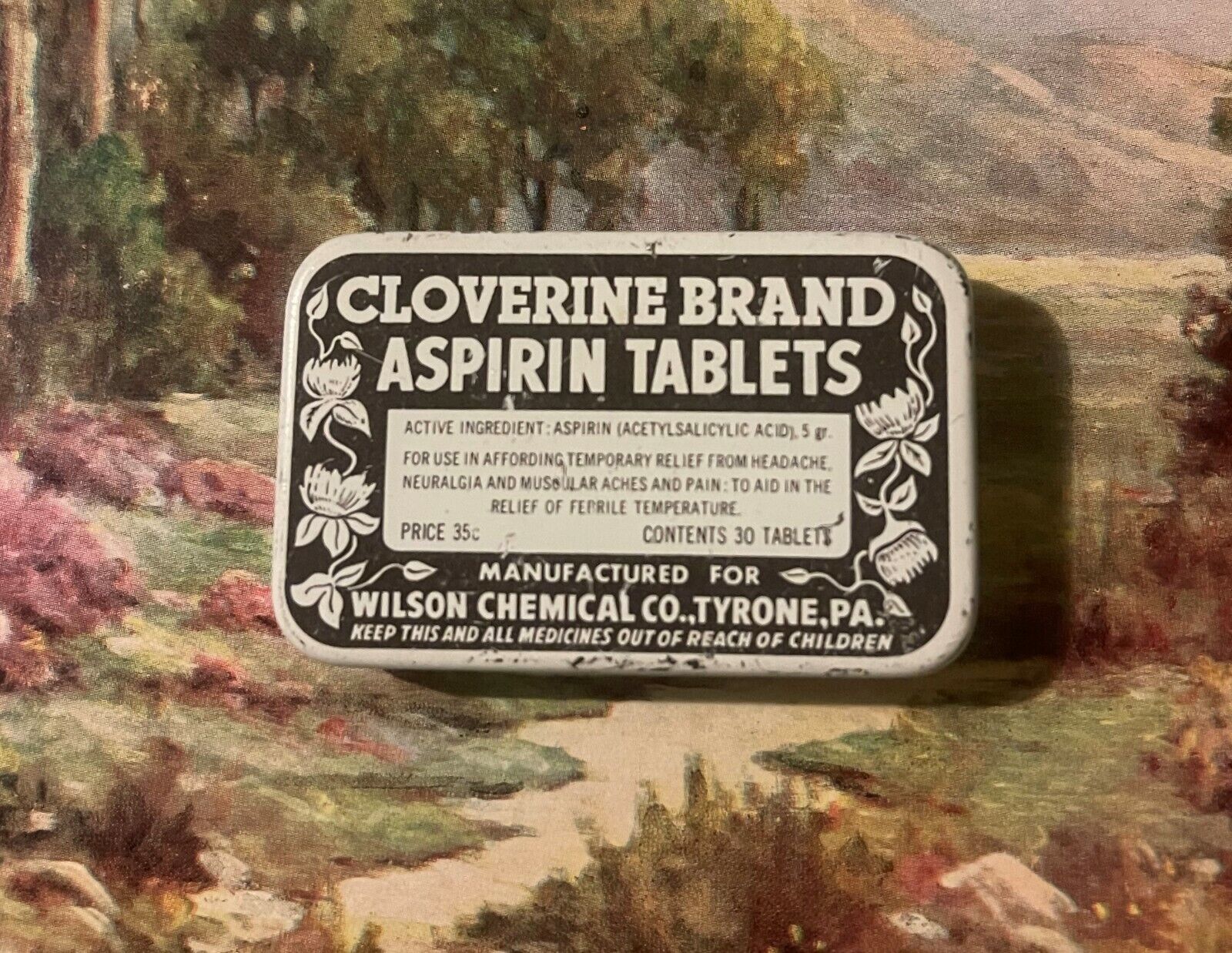 Rare 1940s Vintage Cloverine Aspirin Tin, Tyrone, PA
