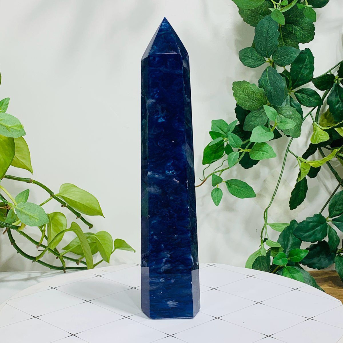 1055g High-temperature Blue Smelting Crystal Obelisk Quartz Point Wand Healing