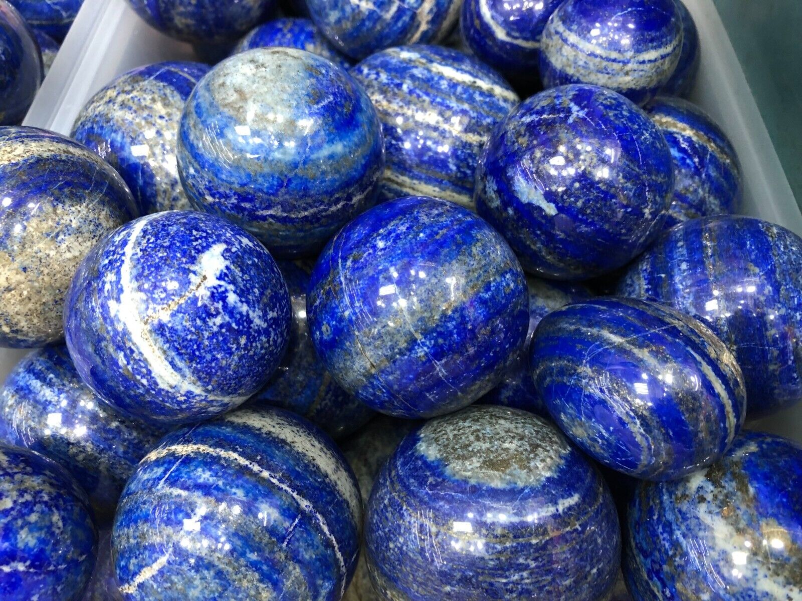 Natural Lapis lazuli Sphere Ball Reiki Healing From Afghanistan