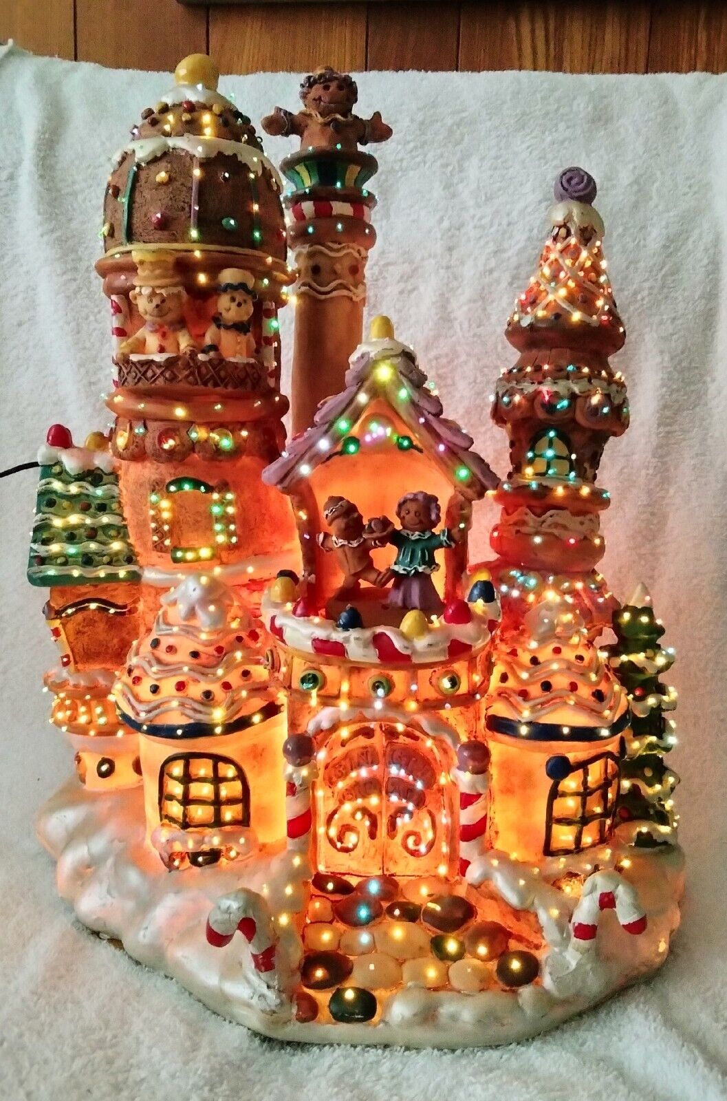 Vtg Holiday Living 15 In Fiber Optic Motion Christmas Gingerbread House Village