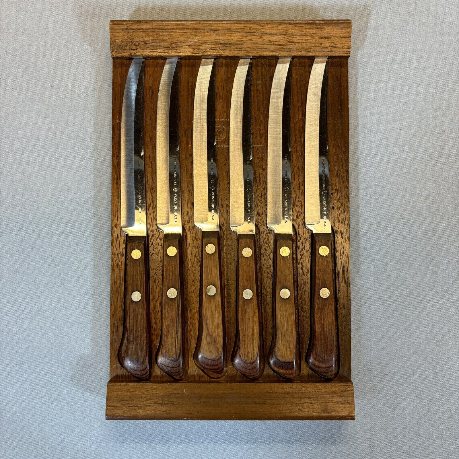 Vintage EKCO Flint Stainless Vanadium 6 Knife Set W/ Wood Tray USA