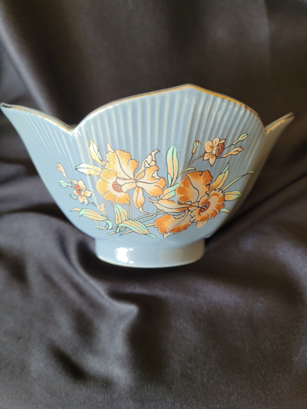 Vintage Japanese tulip bowl, blue with peach floral design