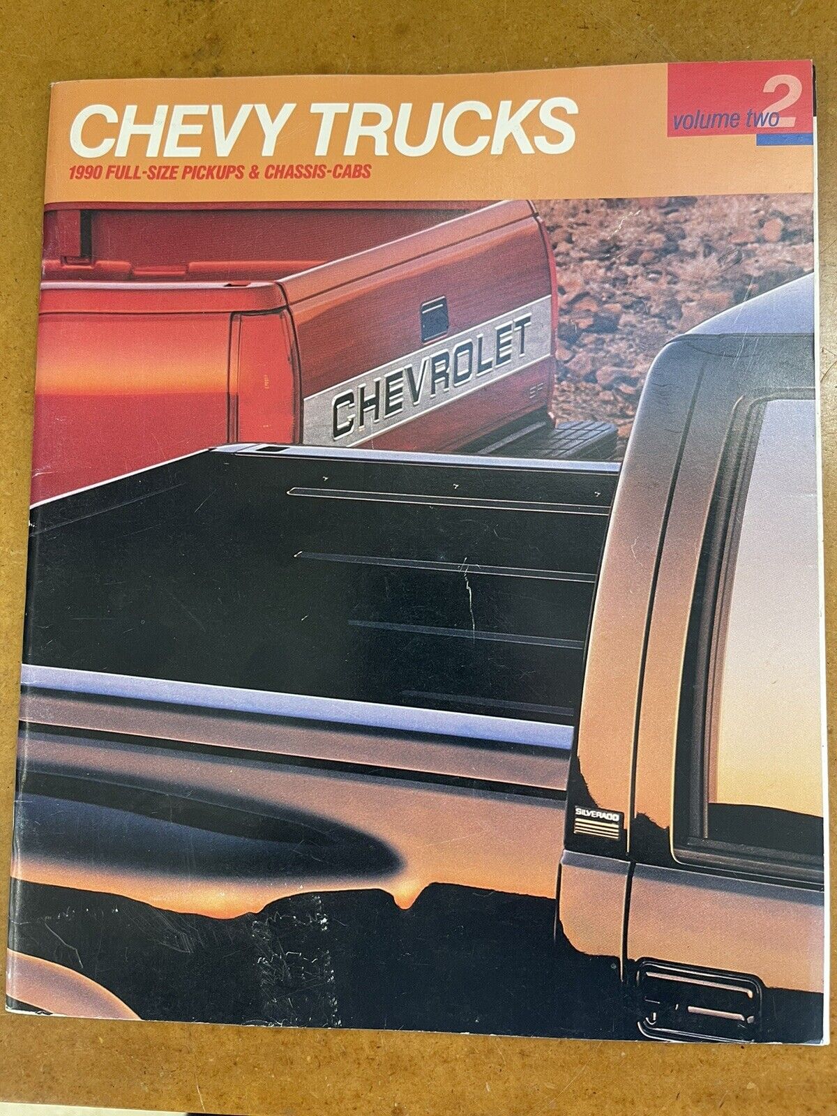 1990 Chevy Chevrolet Trucks Full Size Pickups Volume 2 44 Page Sales Brochure