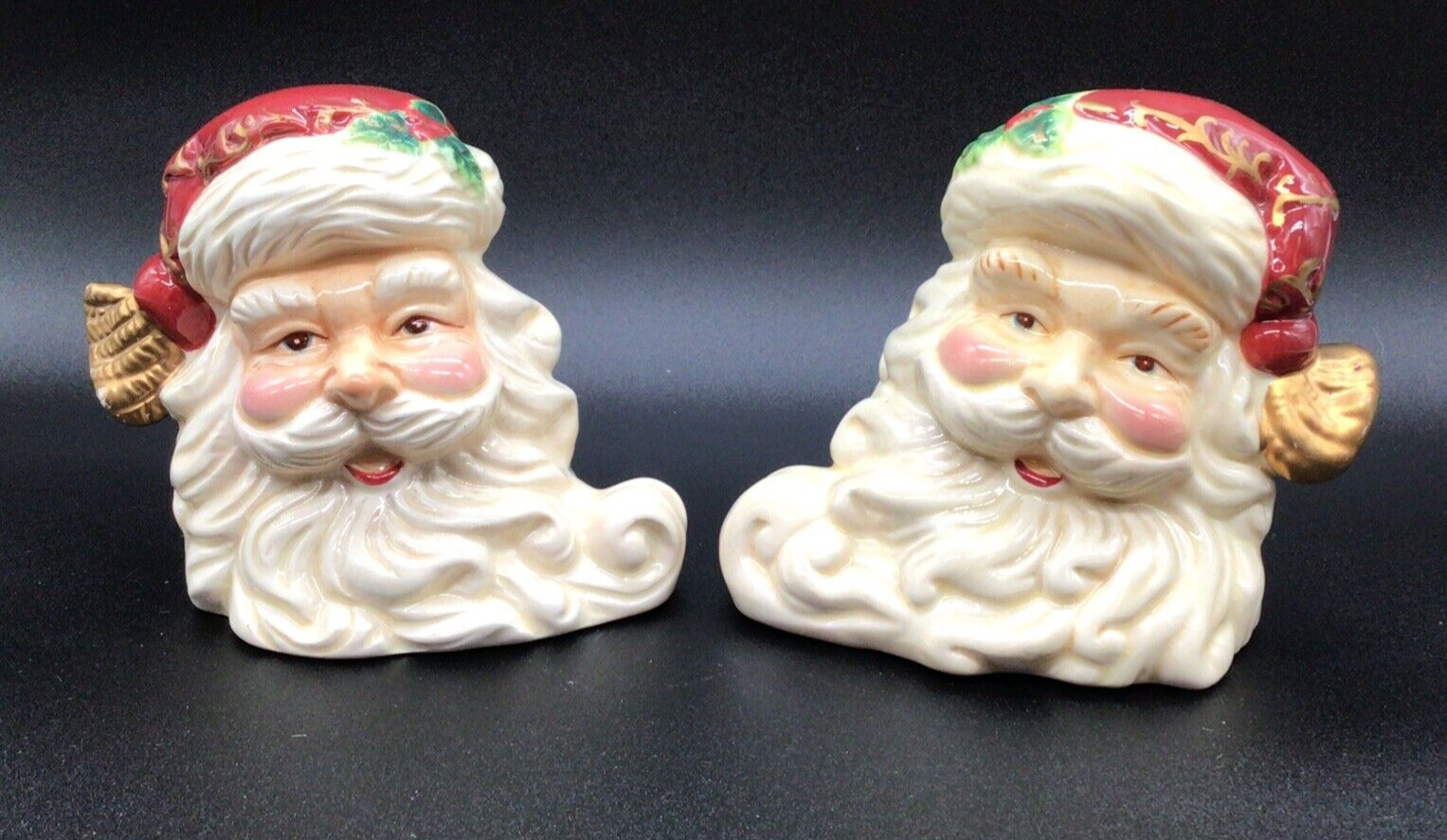 Vintage  ceramic Christmas  Santa Face Salt Pepper Shakers
