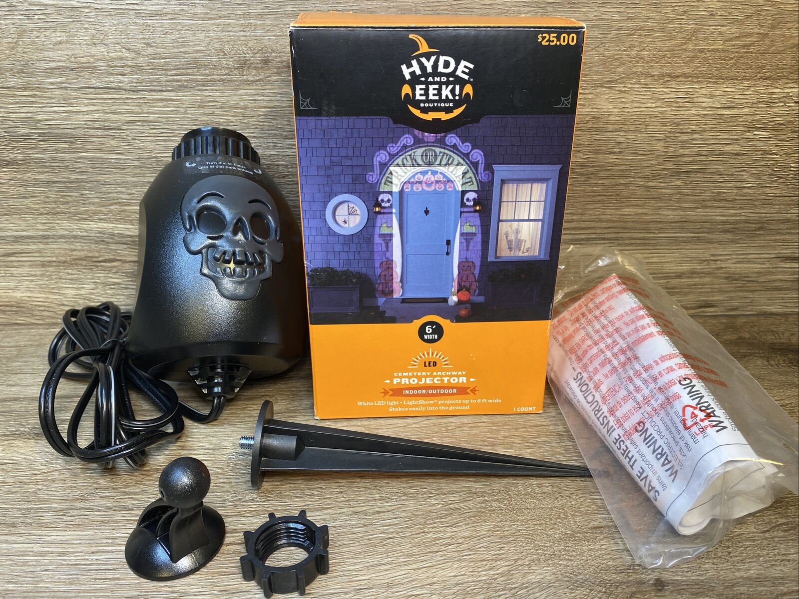 Hyde and Eek Halloween LED Cemetary Archway Projector Trick or Treat Gemmy 2022