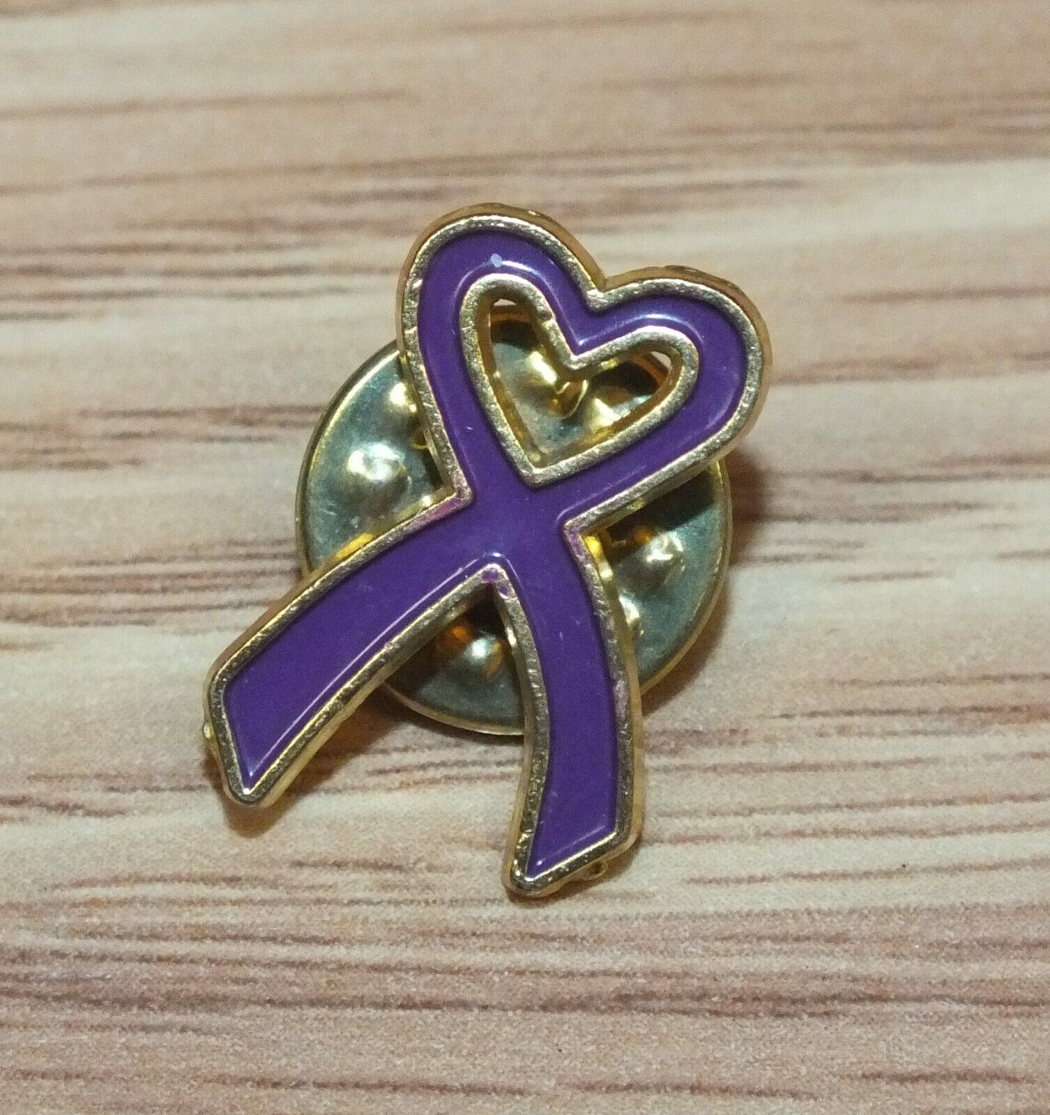 Unbranded Purple Heart Shaped Ribbon Alzheimer\'s Awareness Collectible Pin