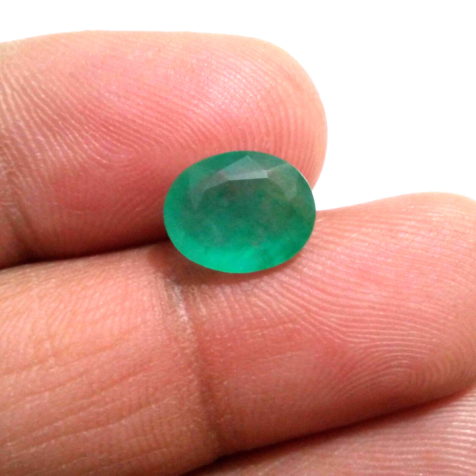 AAA+ Zambian Emerald Oval Shape 3.10 Crt Fabulous Green Faceted Loose Gemstone