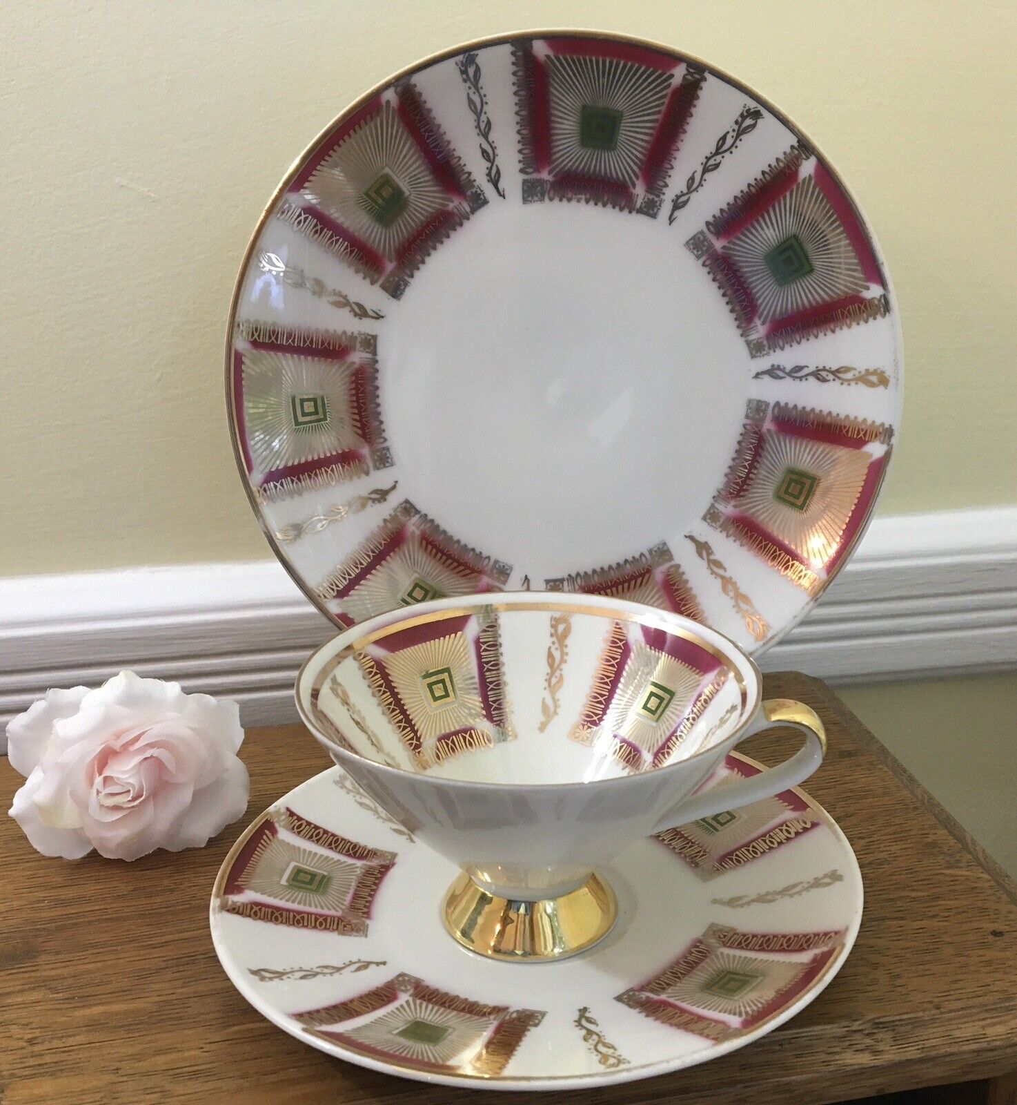 Art Deco Trio of Teacup & Saucer & Luncheon Plate Tirschenreuth of Germany c1940