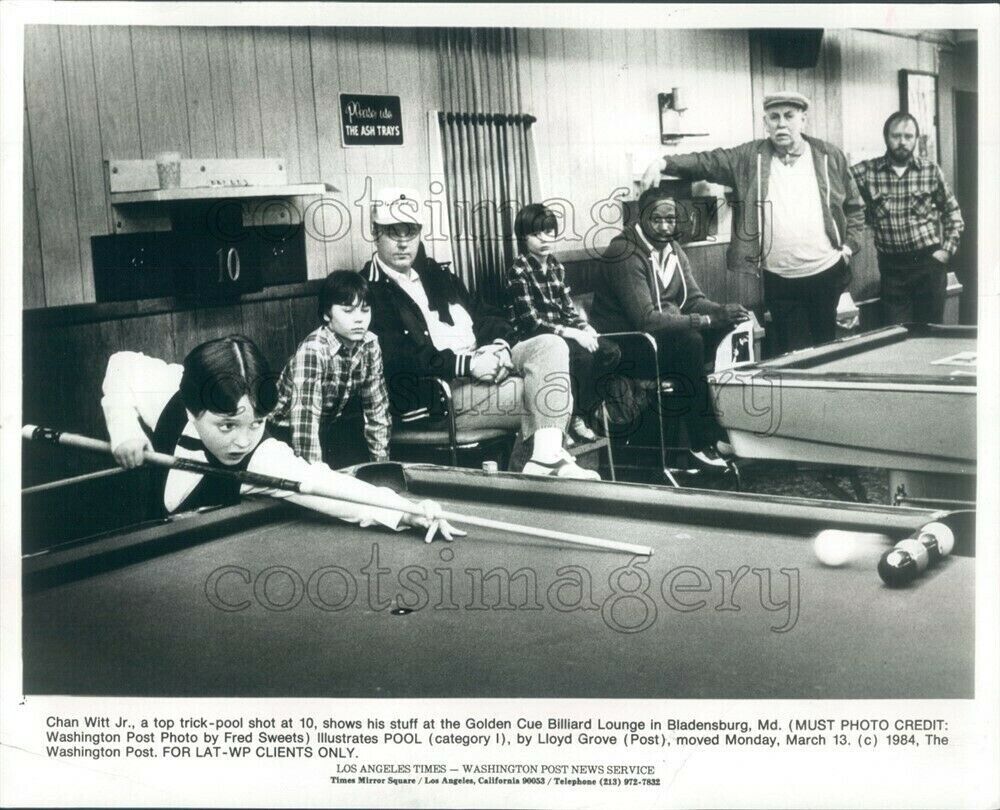 1984 Press Photo Golden Cue Billiard Lounge Scene Bladenburg Maryland