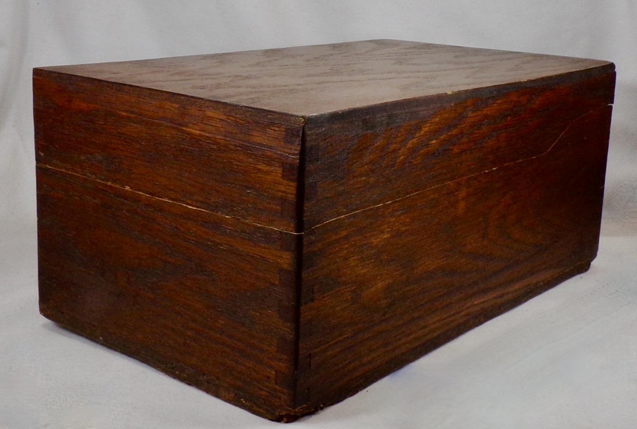 Oak Veneer Box Rectangle Cheesebox Joints Brass Hinges Vintage