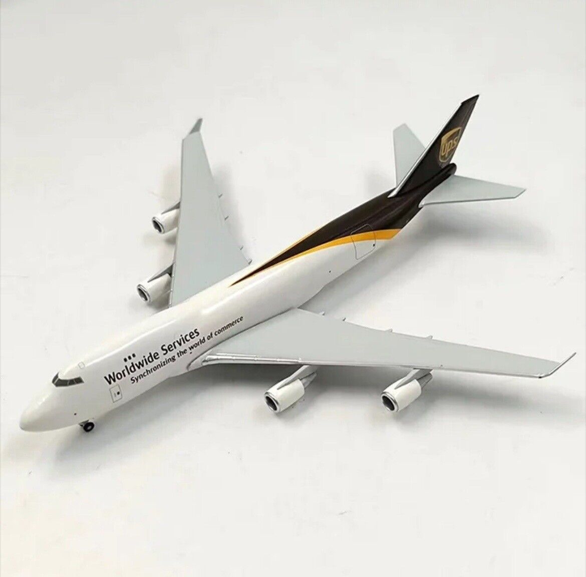1/400 Scale Airplane Model - UPS Air Cargo Boeing B747-400F Airplane Model