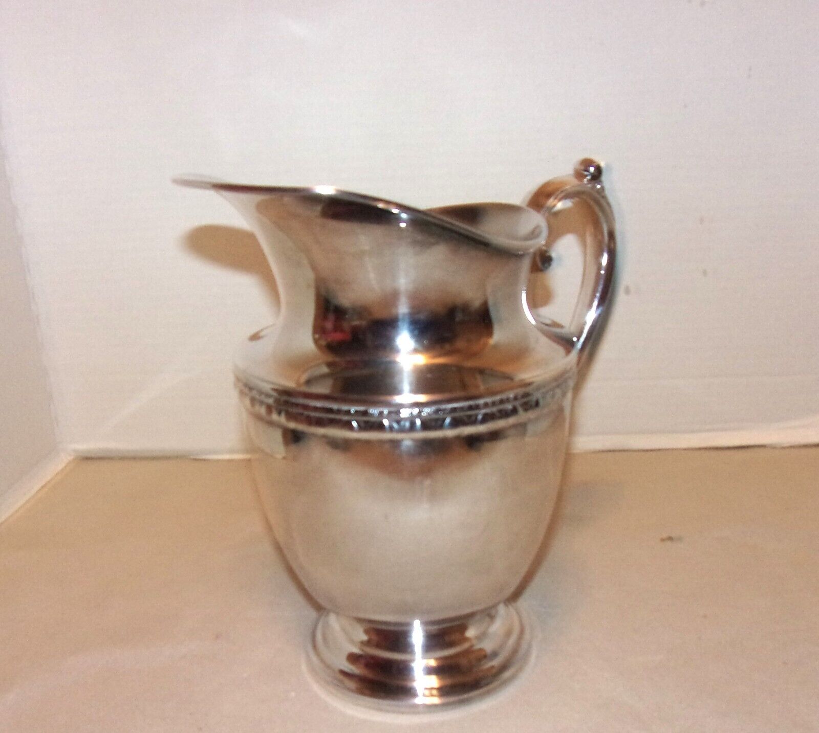 Rogers & Brothers \'1717\' Silver Plate Water Pitcher w/Rose Cluster Serif Handle