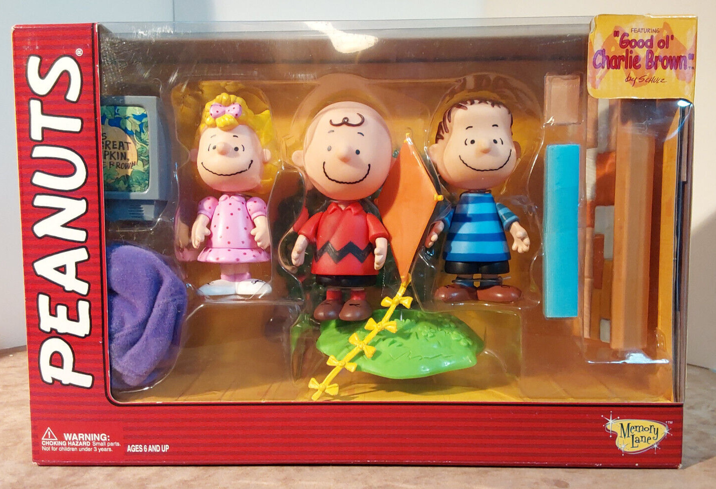 Peanuts - Good ol' Charlie Brown - Sally, Charlie, Linus - Memory Lane