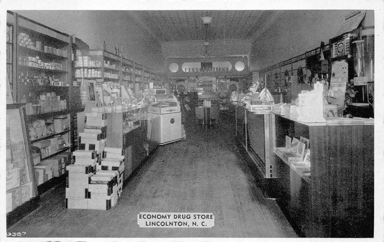 ECONOMY DRUG STORE LINCOLNTON NORTH CAROLINA POSTCARD (c. 1940s)