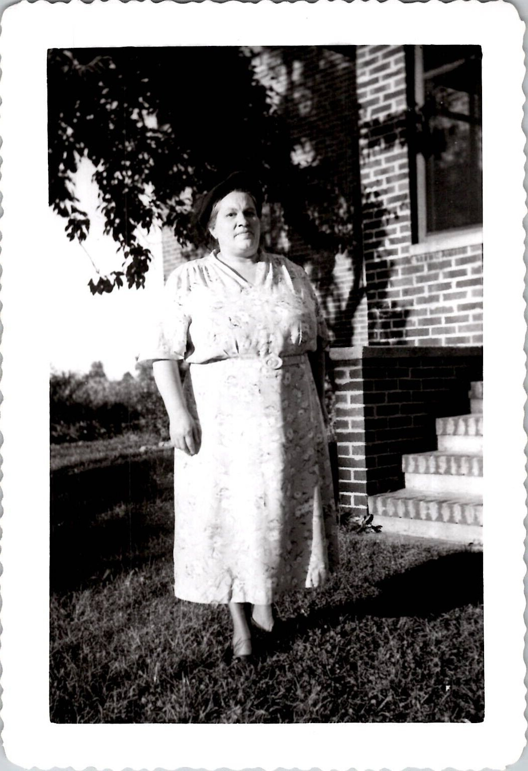 Fat Obese Woman Grandma Stone Cold Stare Farm Americana 1950s Vintage Photo