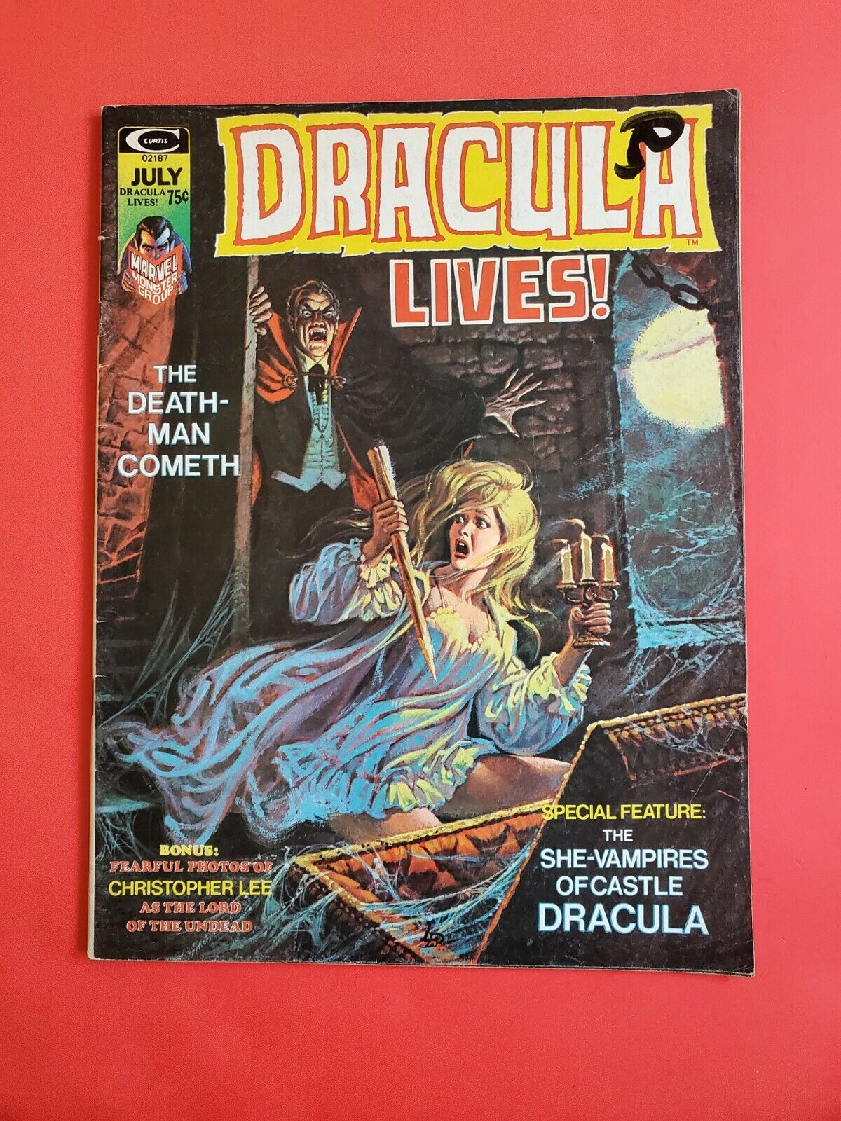1974 DRACULA LIVES MAGAZINE VOLUME 1 NUMBER #7 / MARVEL / SHE VAMPIRES OF CASTLE
