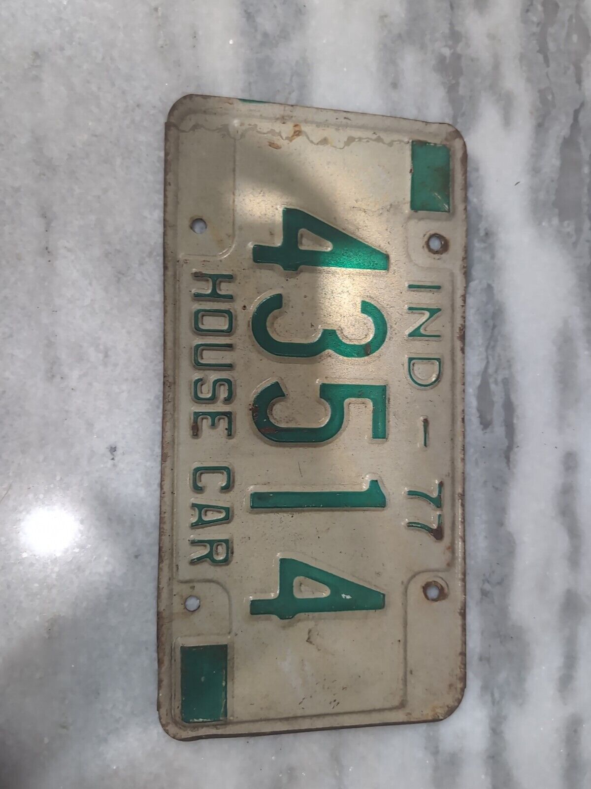 Vintage 1977 Indiana House Car License Plate 43514 Expired Green Text 