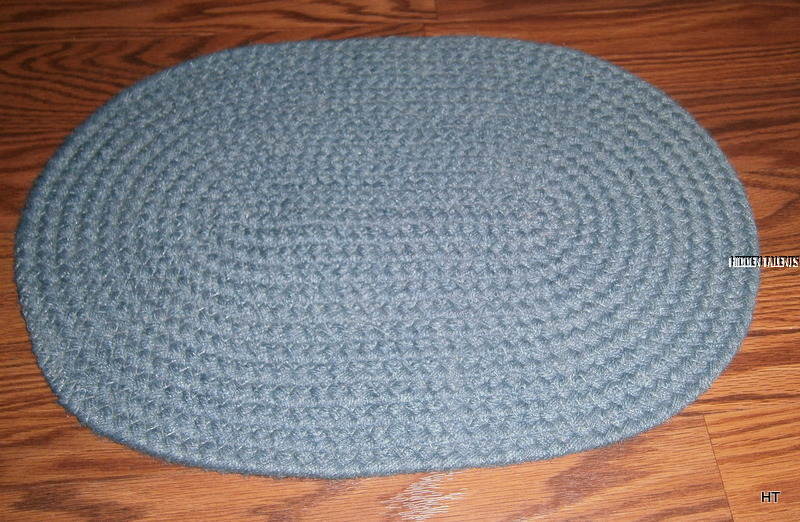BRAIDED LOOK RUG  IDEAL FOR DISPLAY OF SANDICAST ORIGINAL-MID & SMALL SIZE