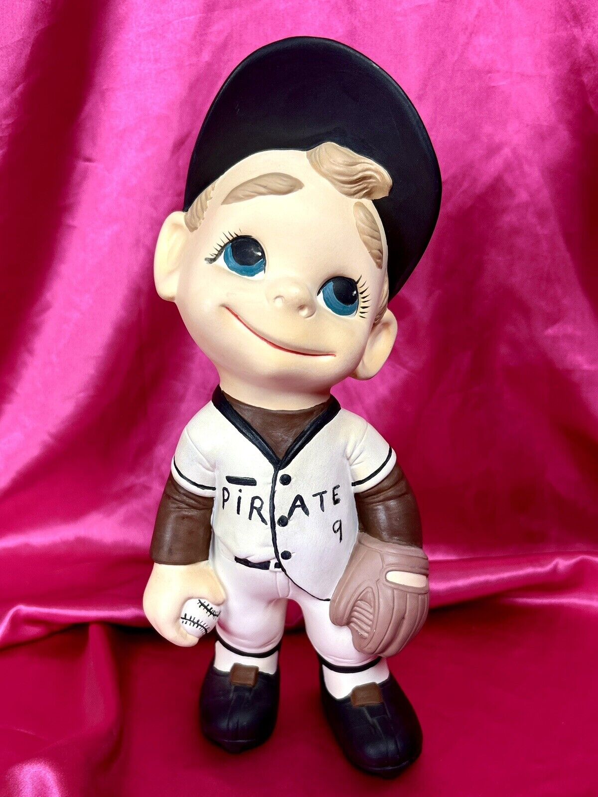 Vintage Baseball Player Figurine Smiley Boy Atlantic Mold Pittsburgh Pirates MLB
