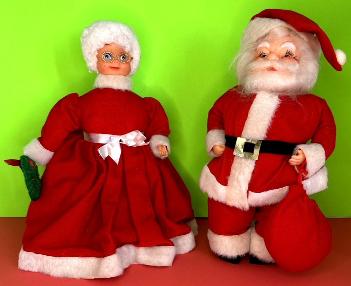 Santa and Mrs Claus Old Vintage Hand Made Soap Bottle Pair 1970’s