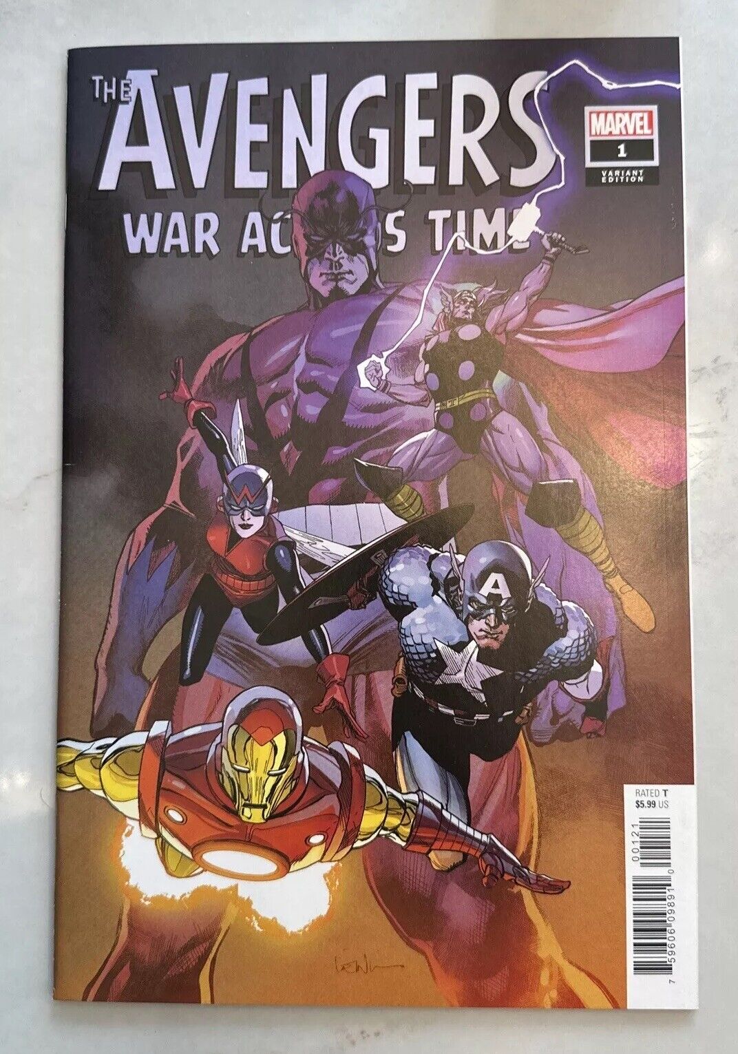 The Avengers War Against Time #1 “1:25 Variant Cover”Leinil Yu Marvel 2023 NM