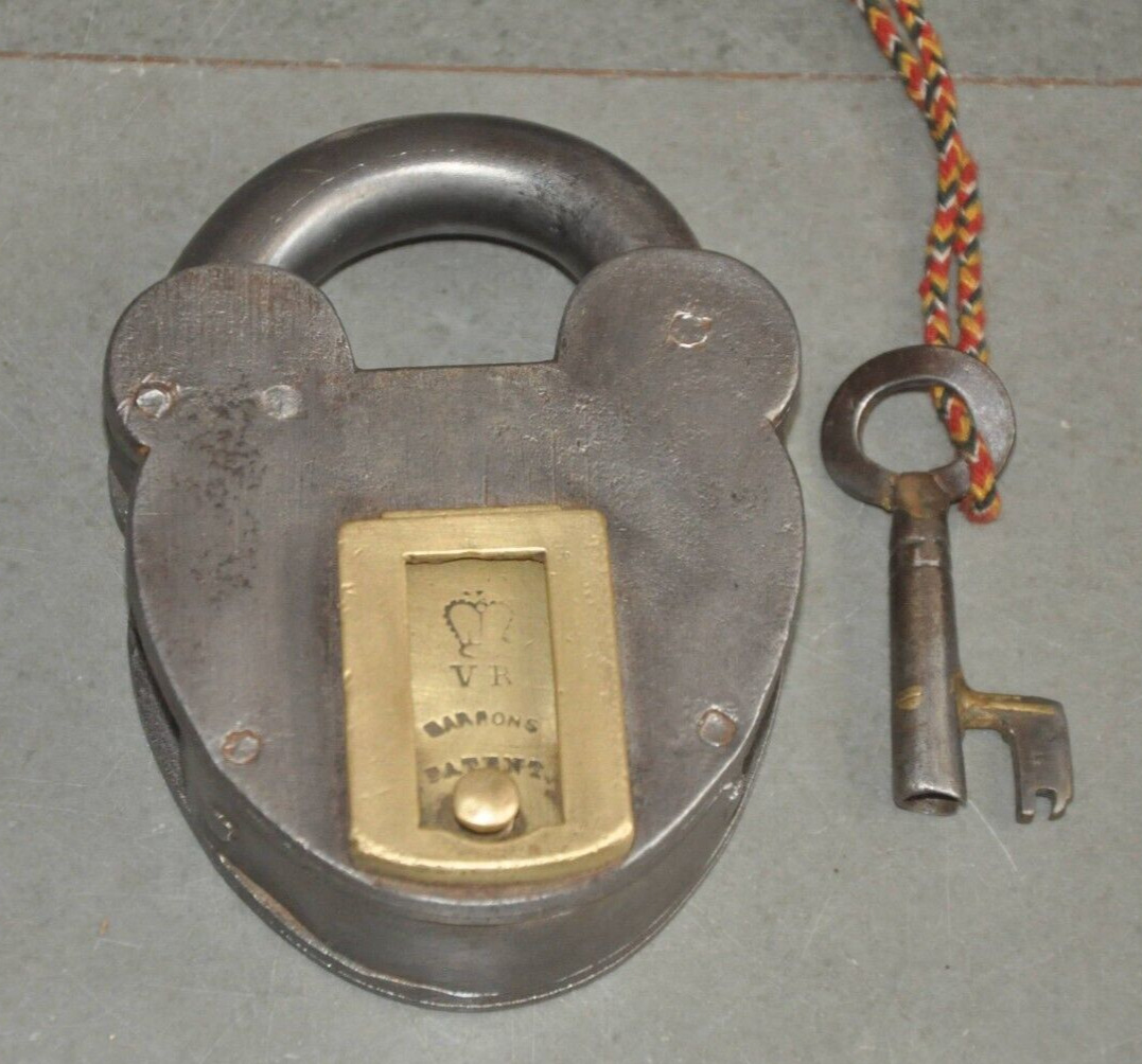 Vintage Iron Handcrafted VR Crown Mark Handcrafted Fine Quality Solid Padlock