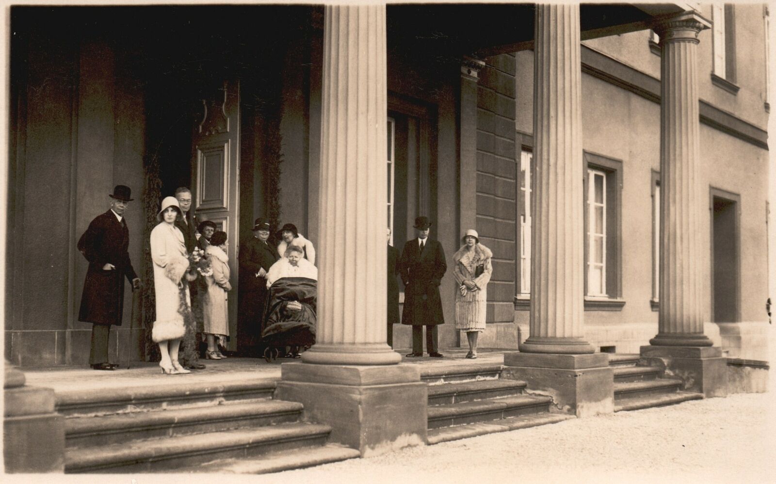 Vintage Postcard 1910\'s People Men and Women Waiting Outside The Building