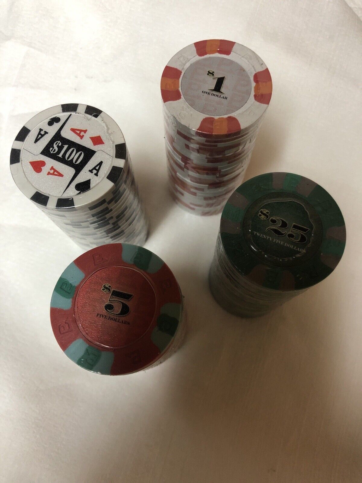 100pc High Quality Poker Chips $1, $5, $25, $100 (25pc Each) New