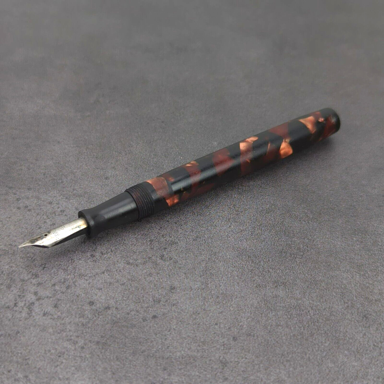 Vintage Marbled Red Brown Resin Fountain Pen Incomplete: Monitor 4 USA Nib #H3