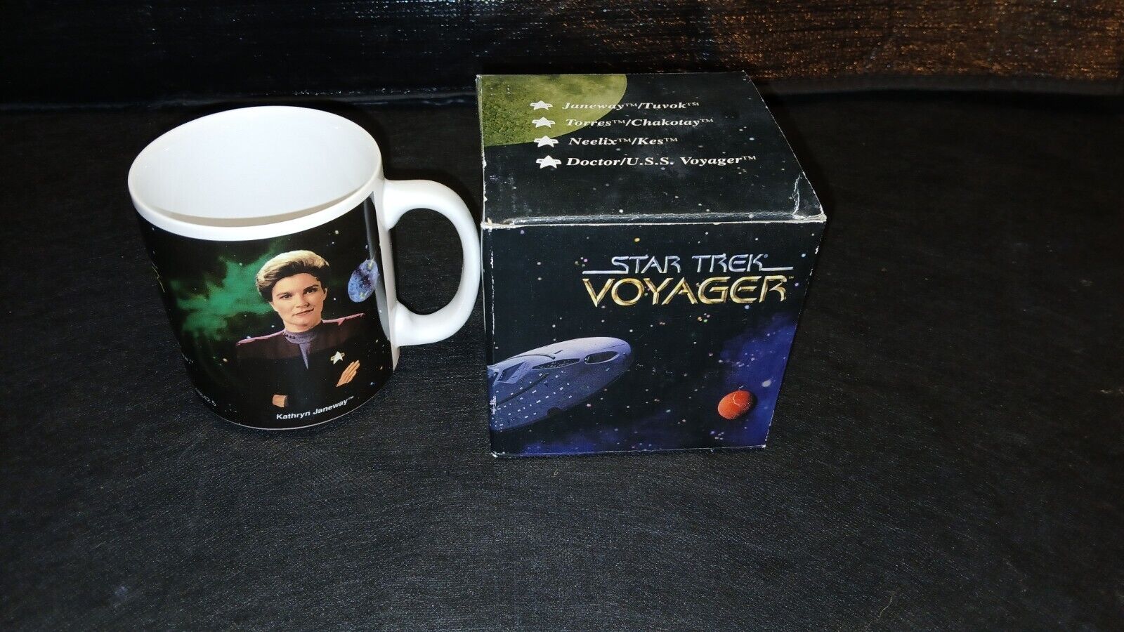 Vintage Star Trek Voyager Coffe Mug