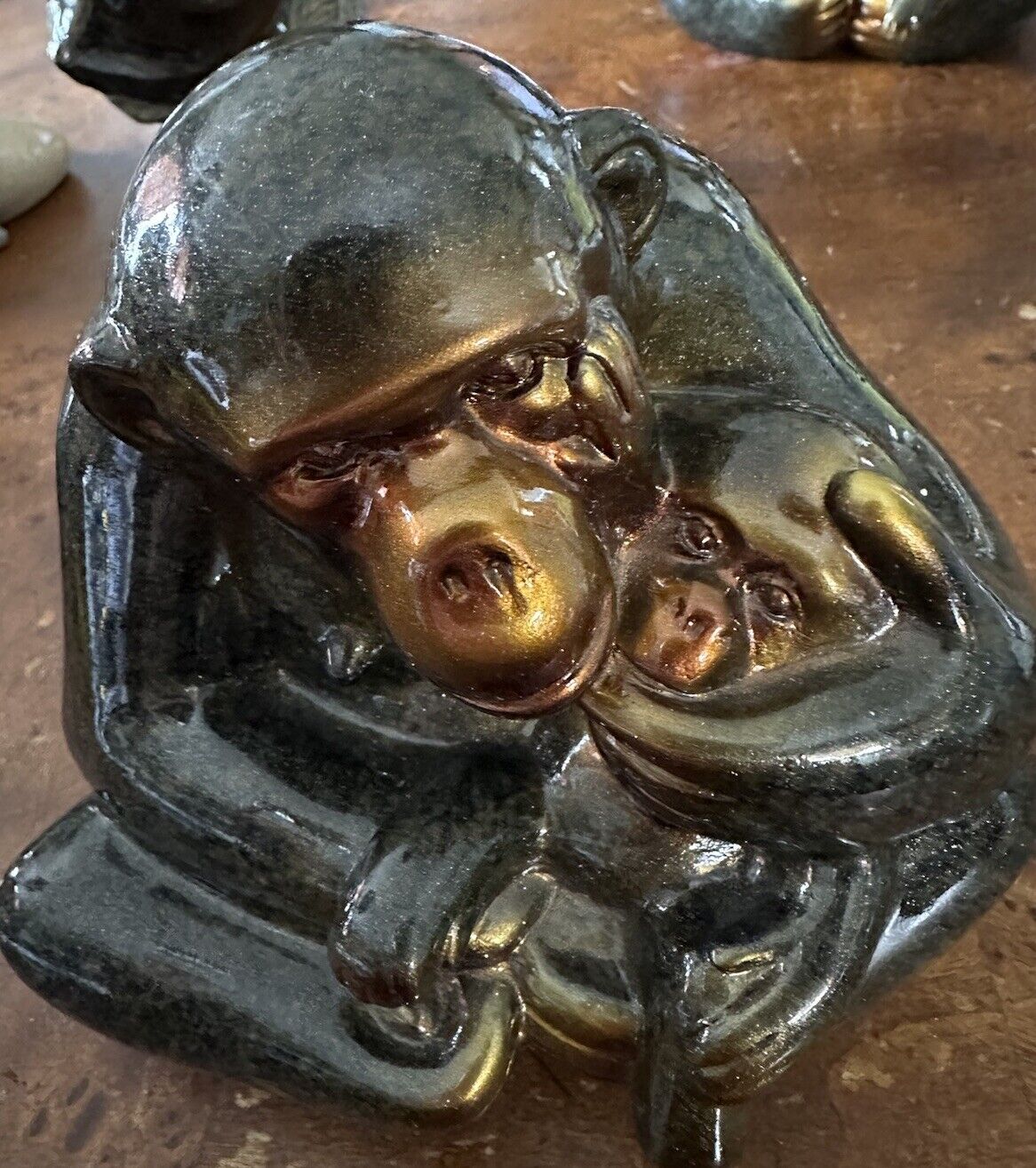 December Diamonds Table Top Chimpanzee w/Baby Figurine Glass Like Appearance New