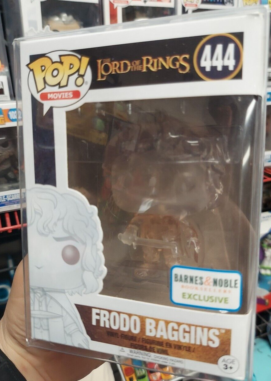 Funko POP Lord of the Rings FRODO BAGGINS (Invisible) #444 with pop protector