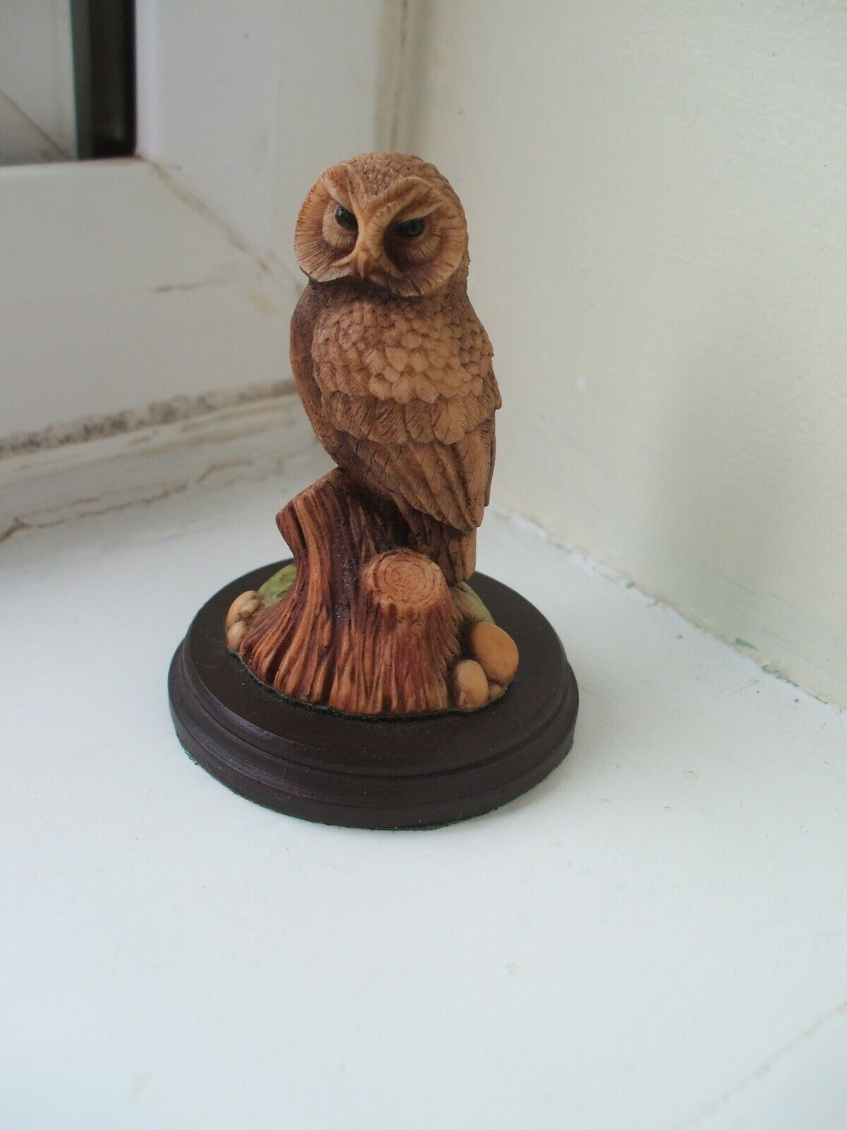 Simon Harris owl figurine