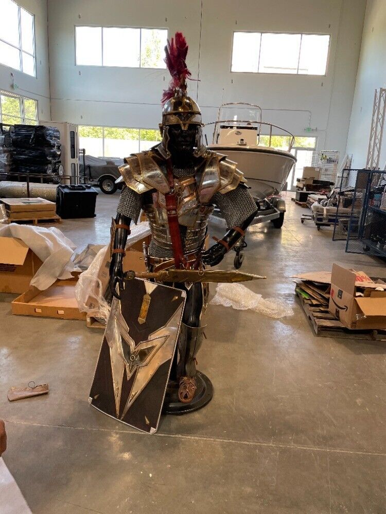 Ryse Son of Rome Costume Xbox One Statue Good Condition 6 ft