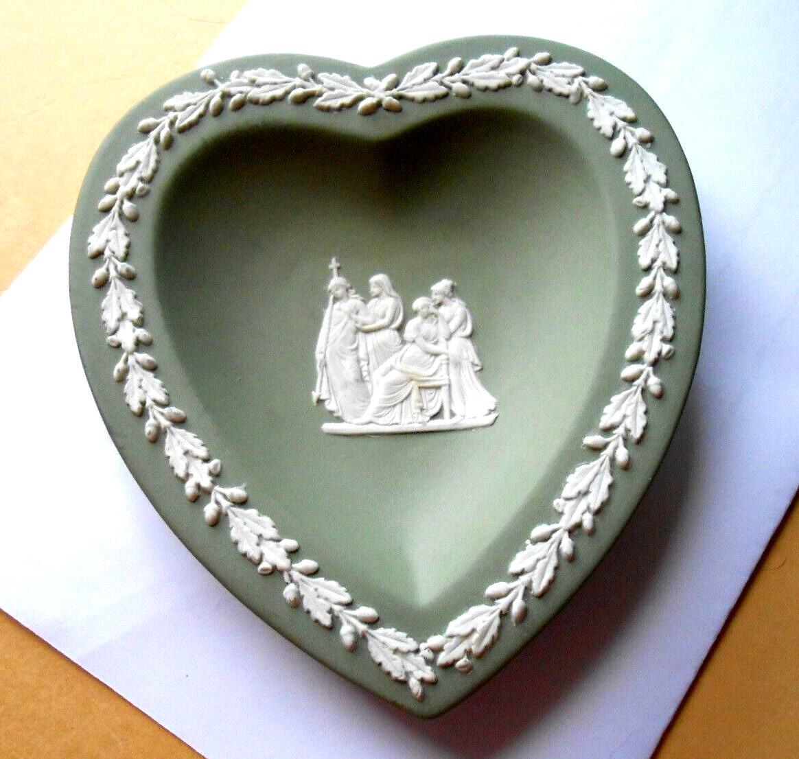 Wedgwood Green 1955 Heart Dish  Jasper Ware Valentines Day Cross