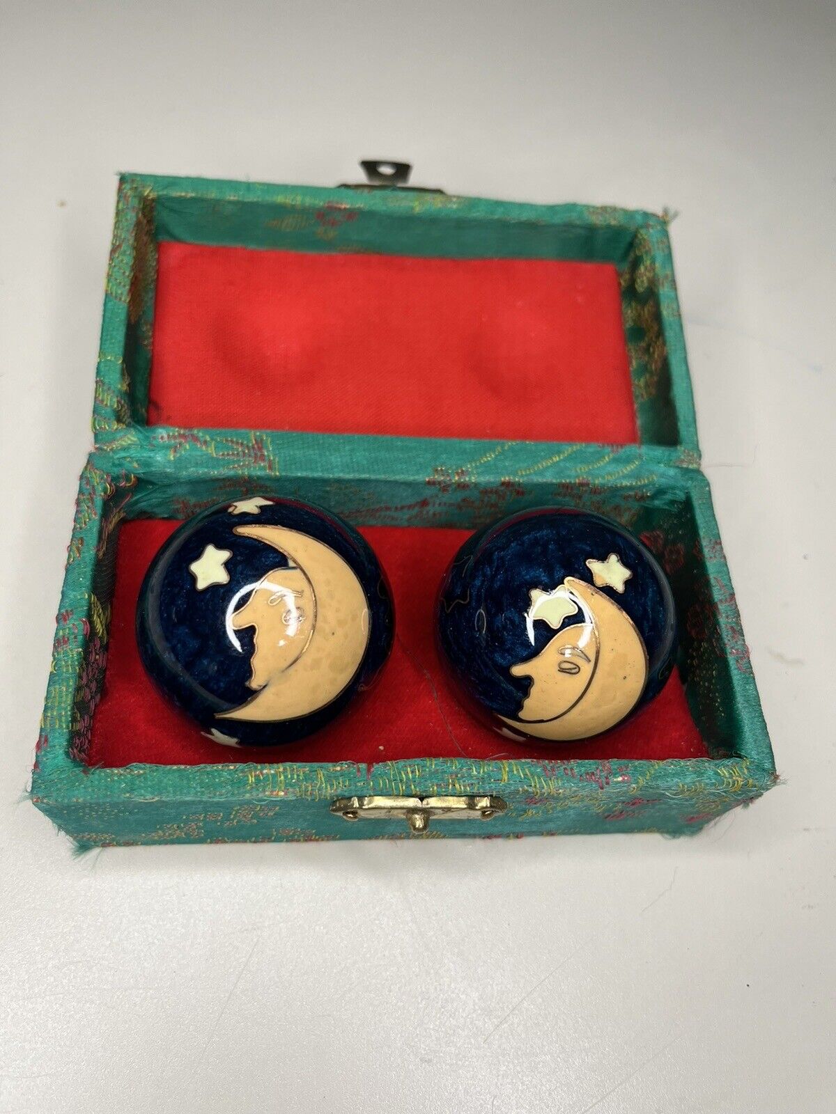 Vintage 1970s Tai Chi stress relief balls with Present Box. Boading Balls