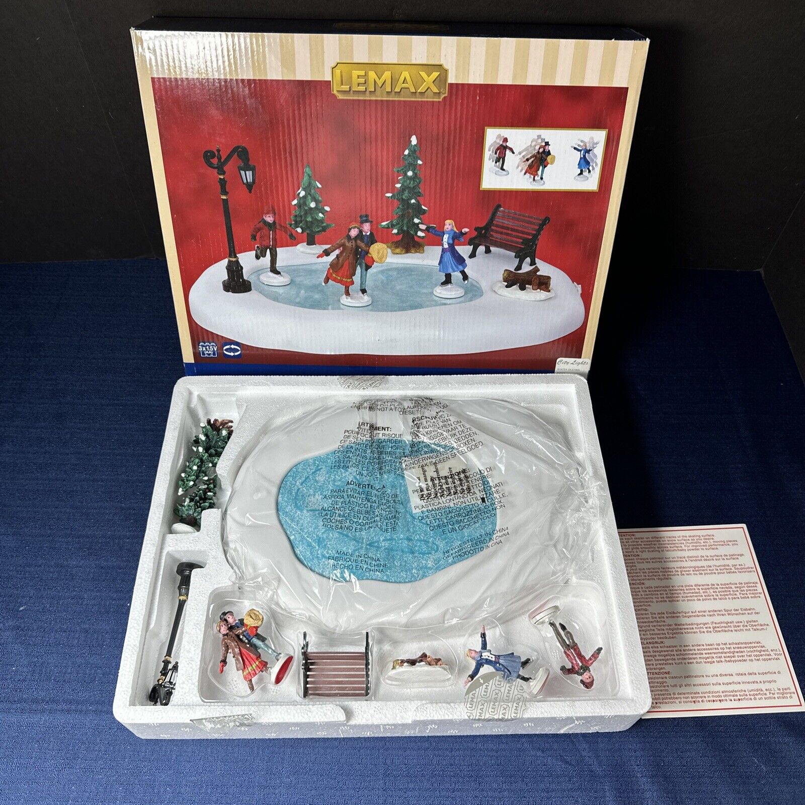 Lemax Winter Skating Scene Battery Powered Open Box Item Mint Condition