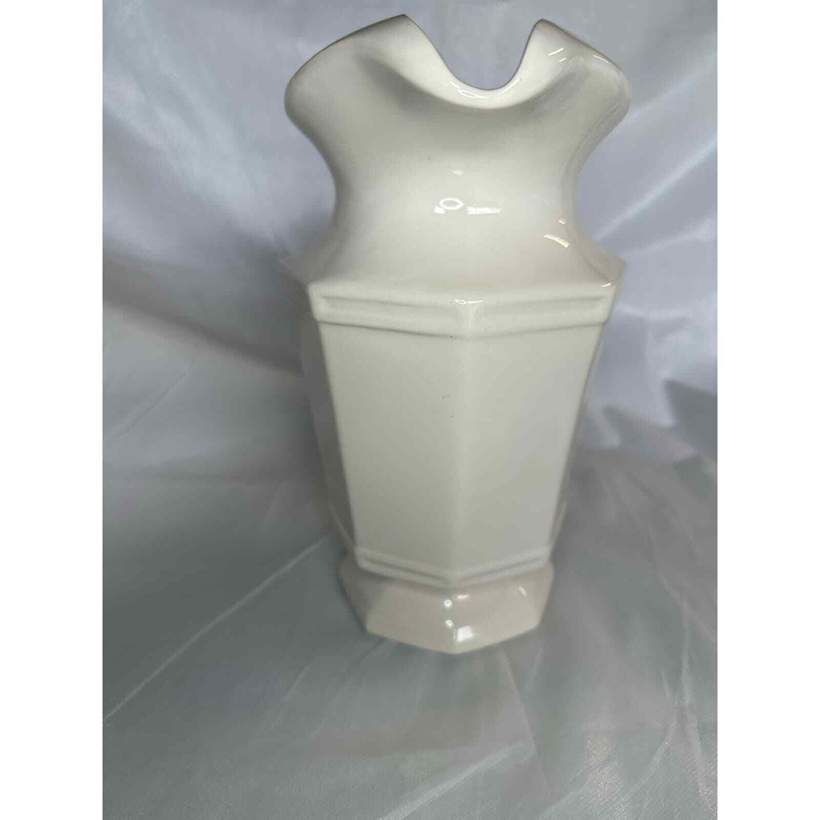 USA pottery 7537 octagonal pitcher 10.5” tall 4.5” base 