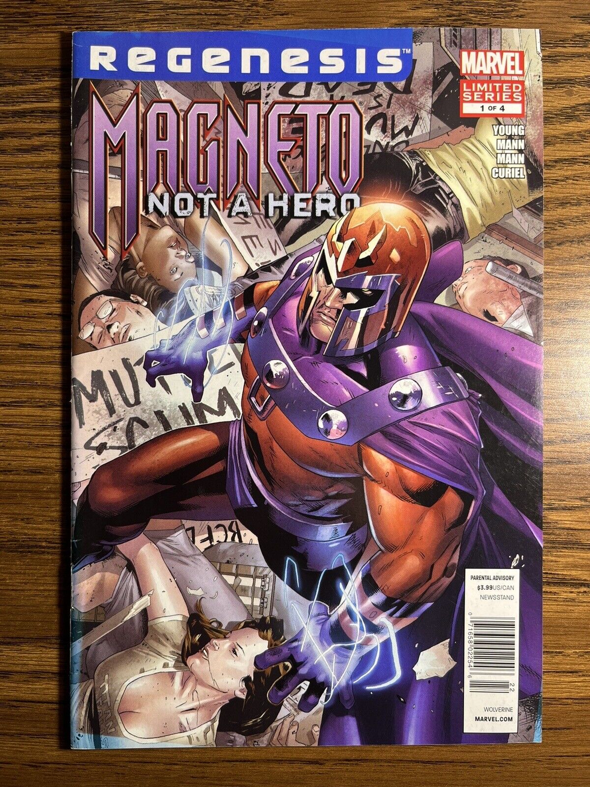 MAGNETO: NOT A HERO 1 EXTREMELY RARE NEWSSTAND MARVEL COMICS 2012