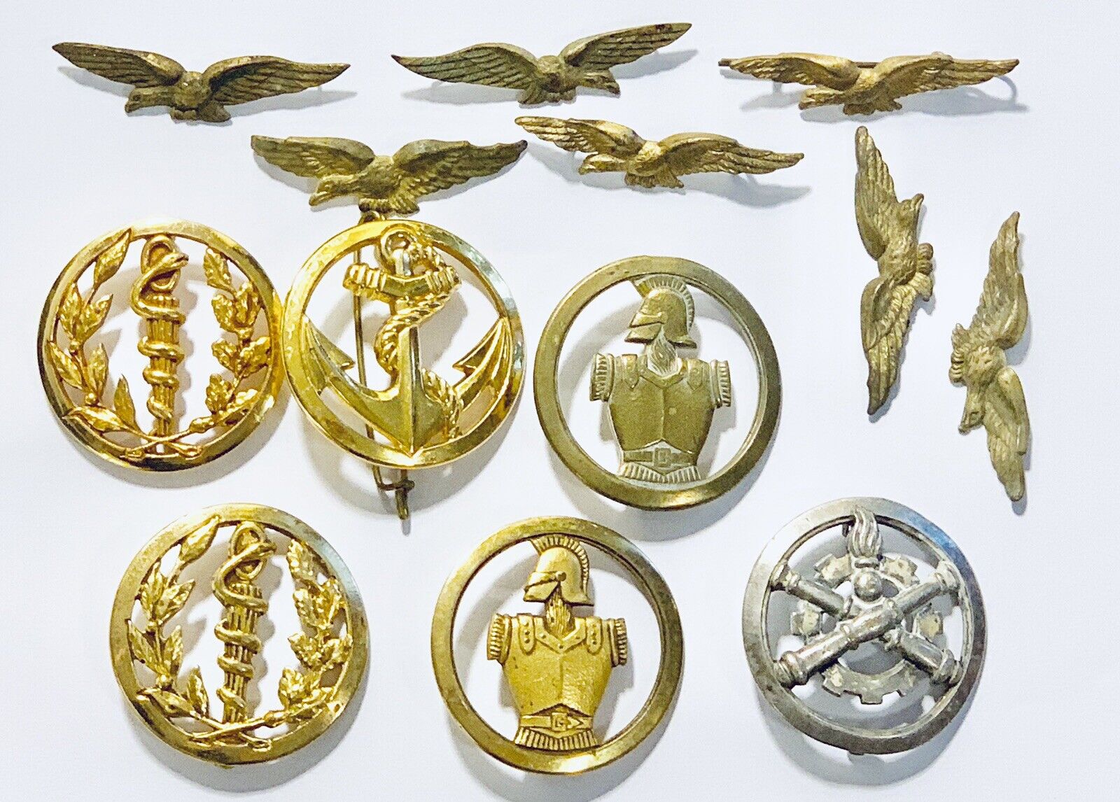 Lot Badges, Patent Military (N2719)