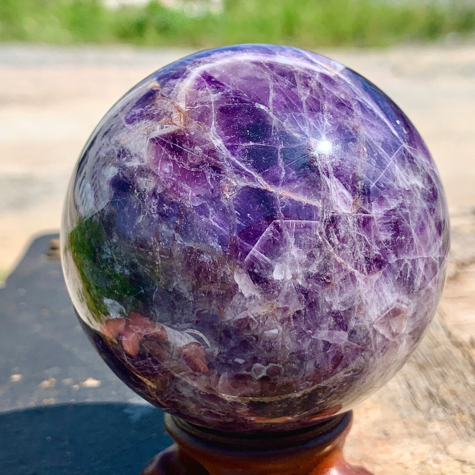 1.17LB Natural beautiful Dream Amethyst Quartz Crystal Sphere Ball Healing
