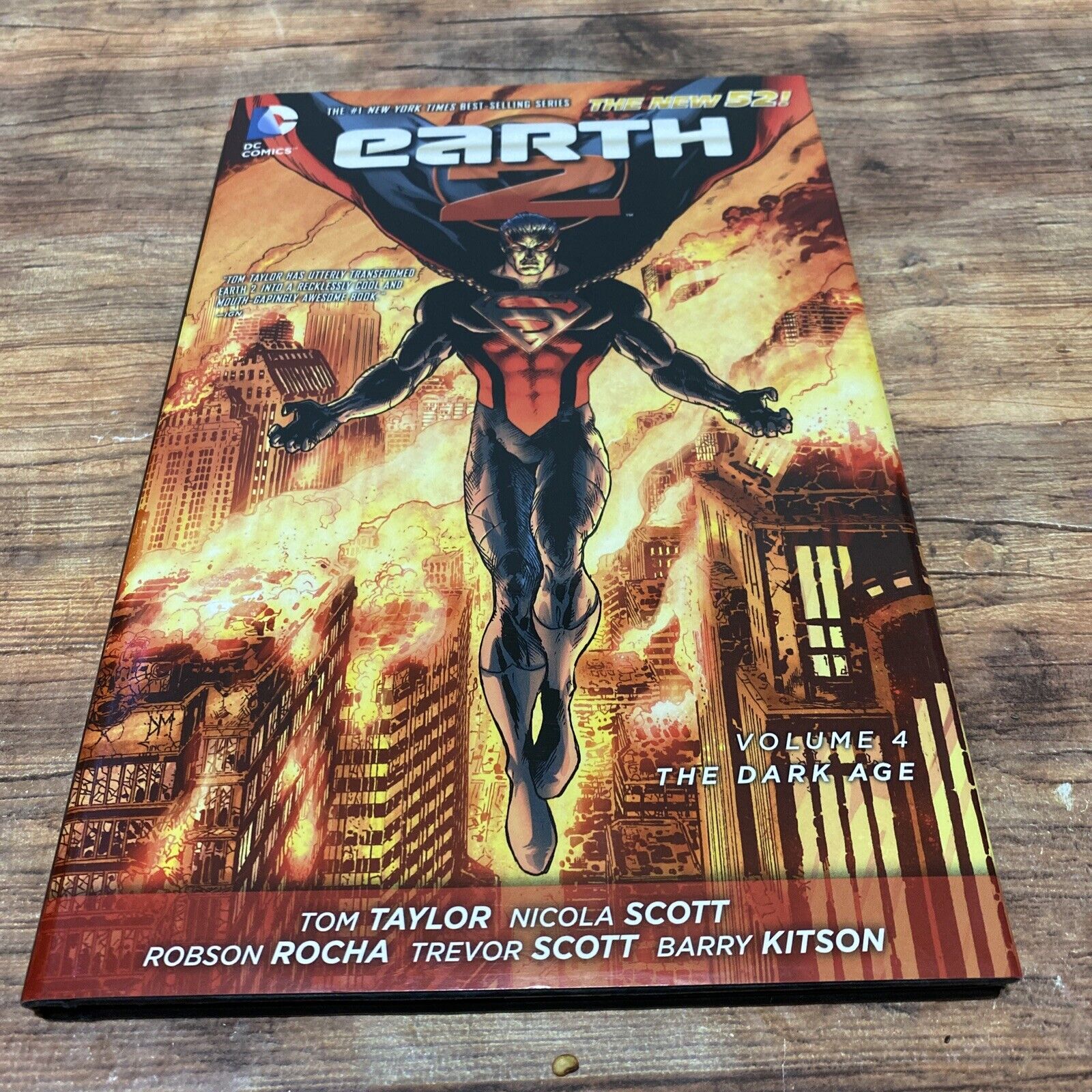Earth 2 #4 (DC Comics, December 2014)