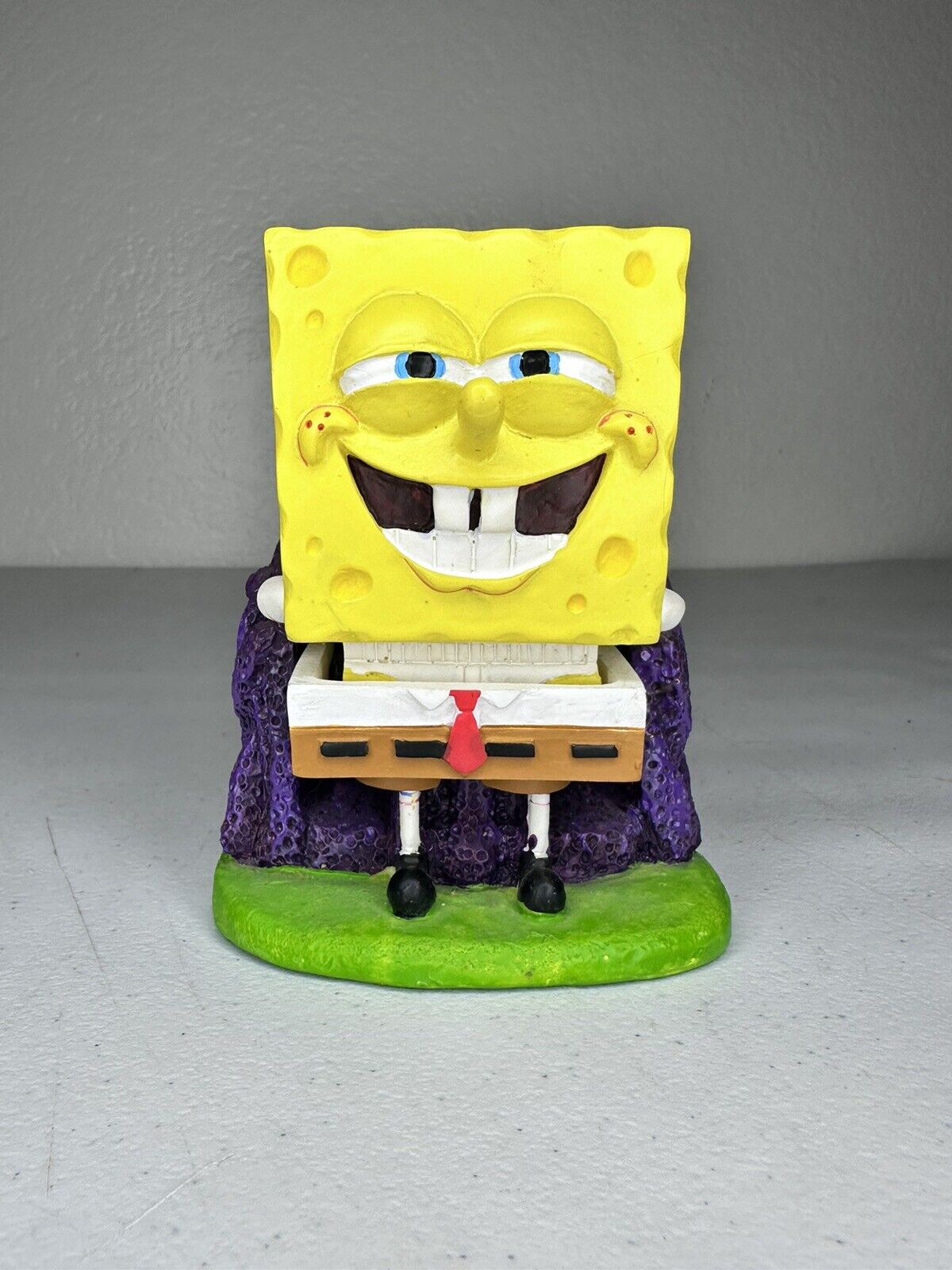 SpongeBob SquarePants Collectible 2002 Viacom Bobblehead Figurine - Coral Base