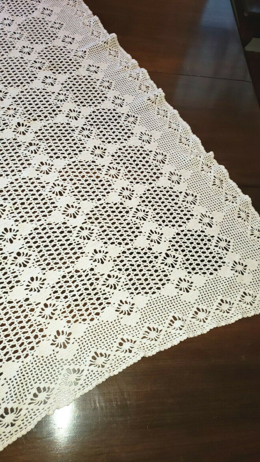 Vintage Hand Crochet Lace Tablecloth Ivory Off White Diamond Design 58\