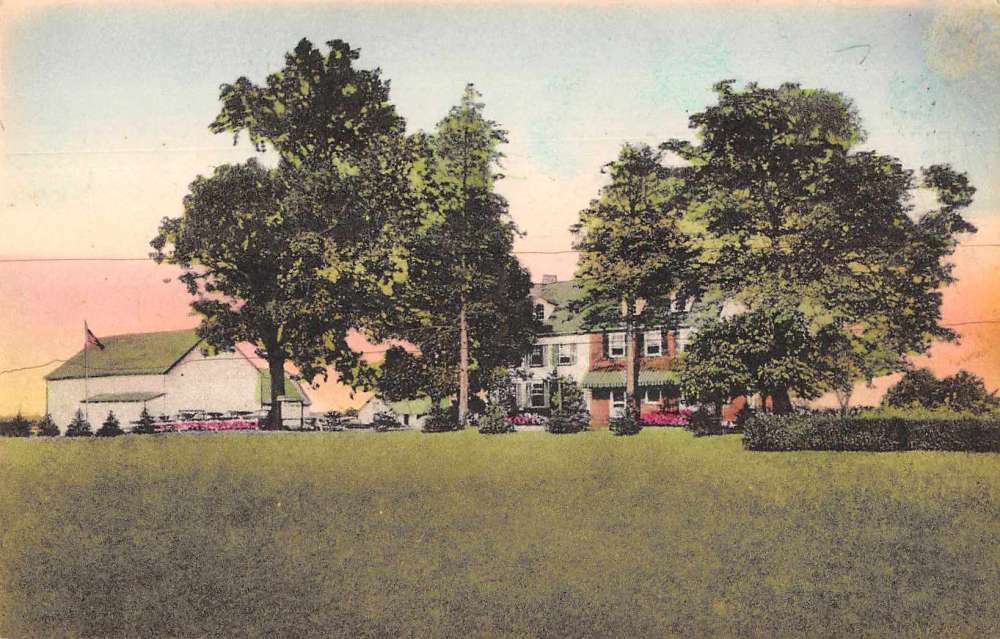 Lumberton New Jersey McGarrity\'s Hedgerow Inn Vintage Postcard AA9664