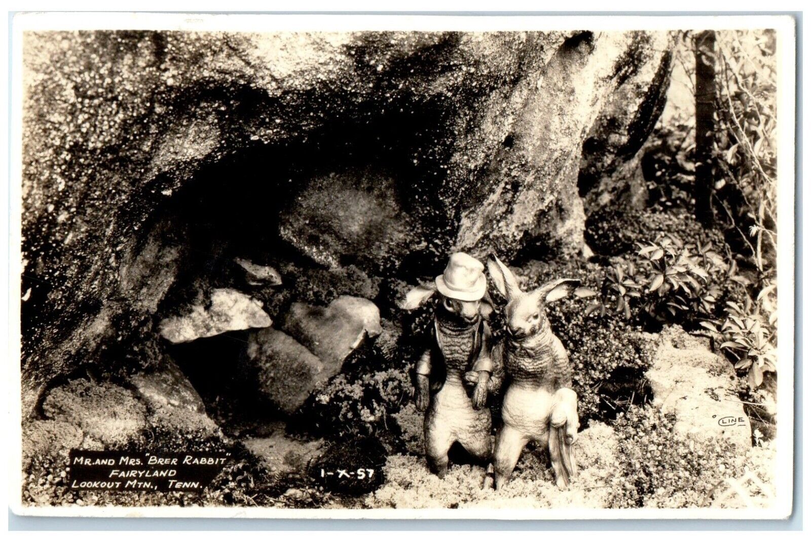 c1940 Mr. Mrs. Brer Rabbit Fairyland Lookout Mtn. Tennessee RPPC Photo Postcard