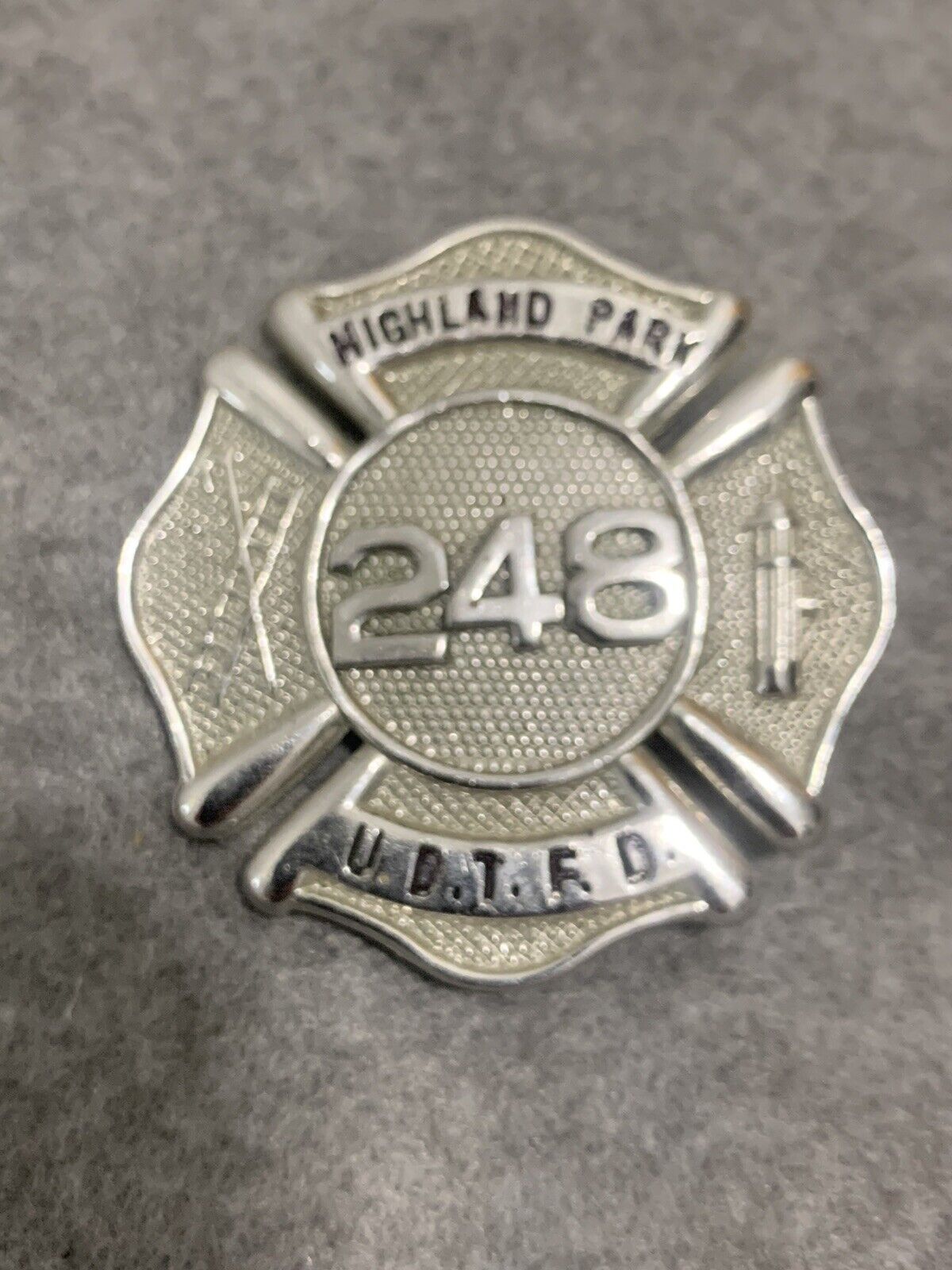Vintage Obsolete Fireman's Badge #248 Fire Dept. Highland Park, Mich. (Rare) 