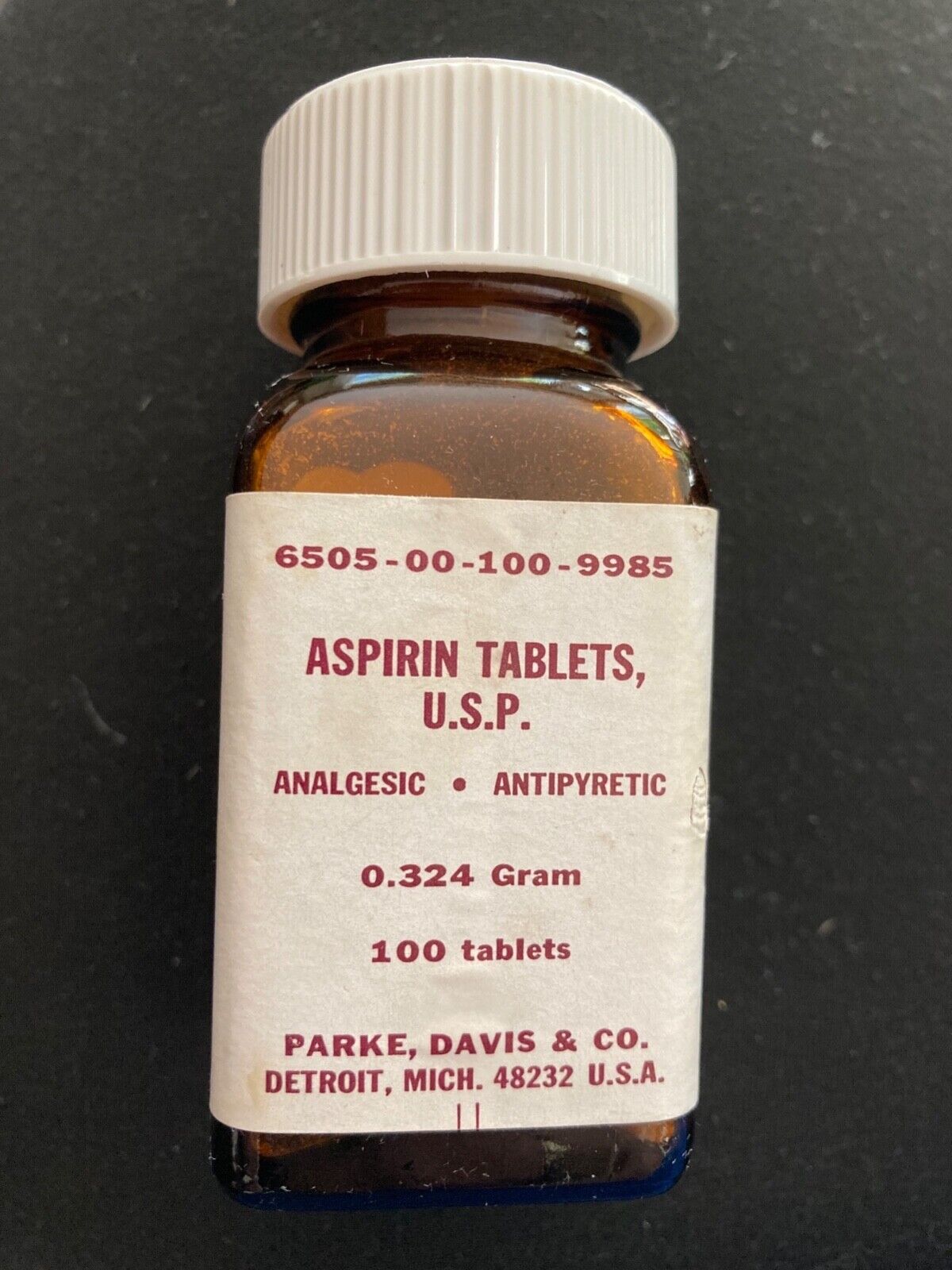Vintage Aspirin Tablets U.S.P. - Parke, Davis & Co w/Aspirins.
