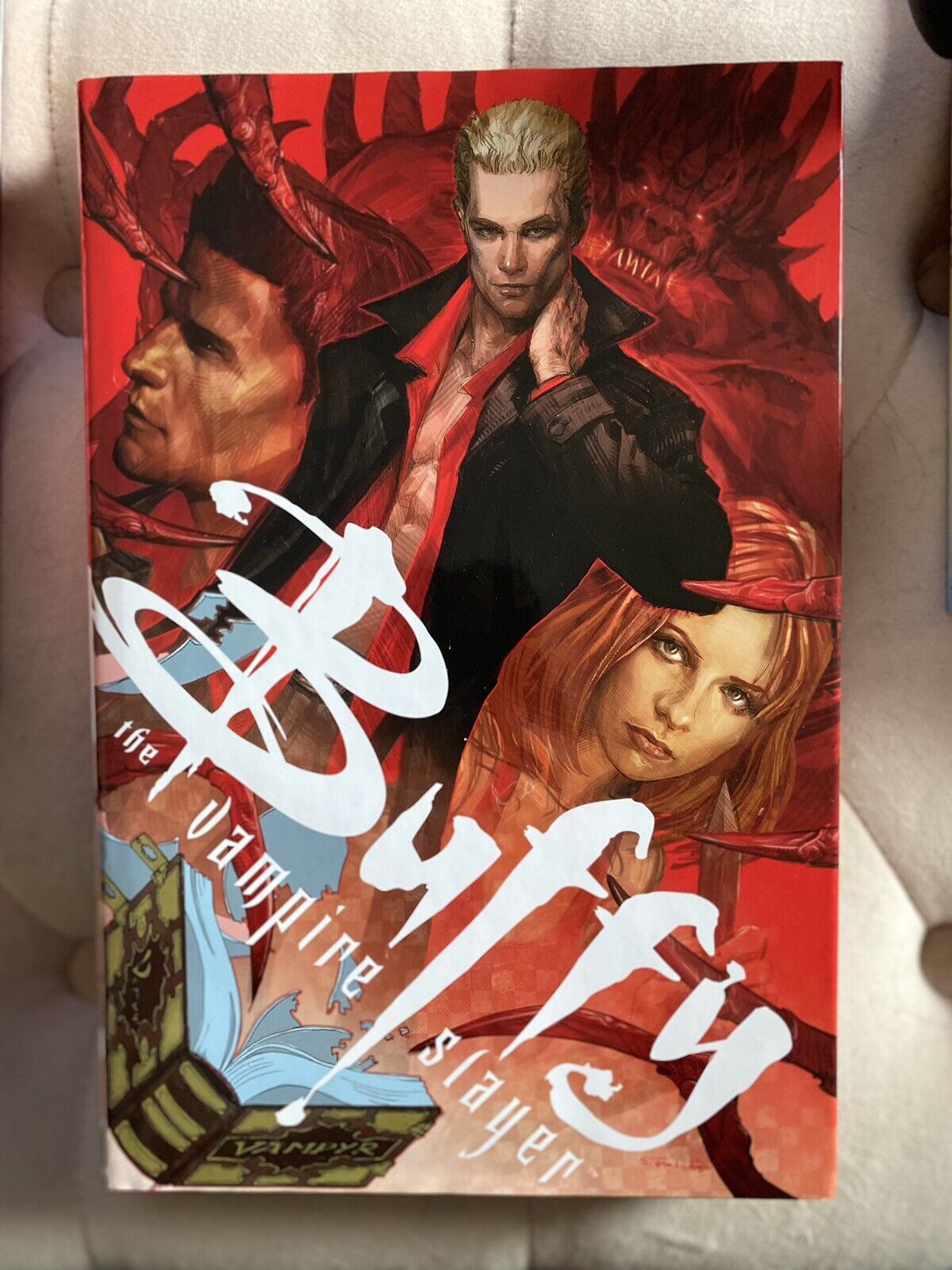 Buffy the Vampire Slayer Season 10 Library Edition Vol. 2 Mint & OOP