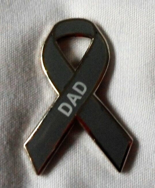 *NEW* Parkinson\'s Disease \' DAD \' Awareness ribbon enamel badge / brooch. 